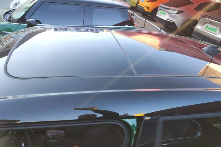 Used  MINI 2021 1.5T COOPER Artist Five-Door Edition
