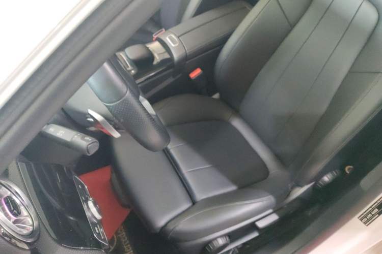 Used Mercedes-Benz A-Class 2022 Restyled A 200 L Sport Sedan Fashion Version
