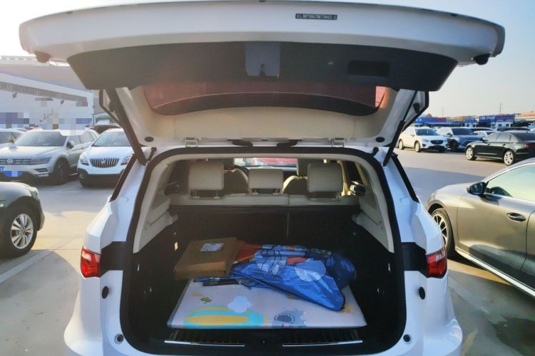 Used Zotye T700 2017 1.8T Dual-Clutch Prestige Model
