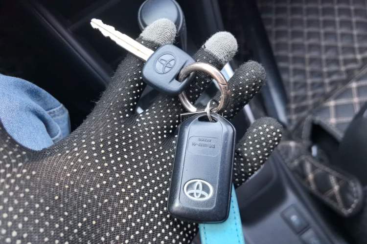 Used Toyota YARiS L 2020 X-Trail X 1.5L CVT Luxury Edition