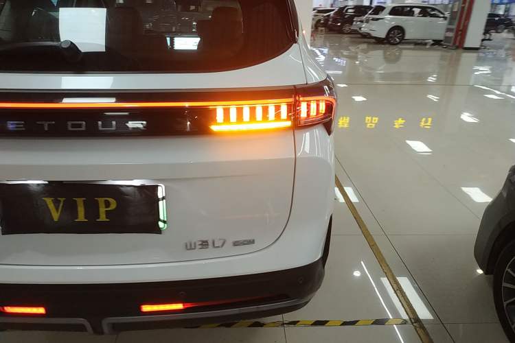 Used JETOUR Shanhai Shanhai L7 2024 1.5T 120km ULTRA 7-Seater
