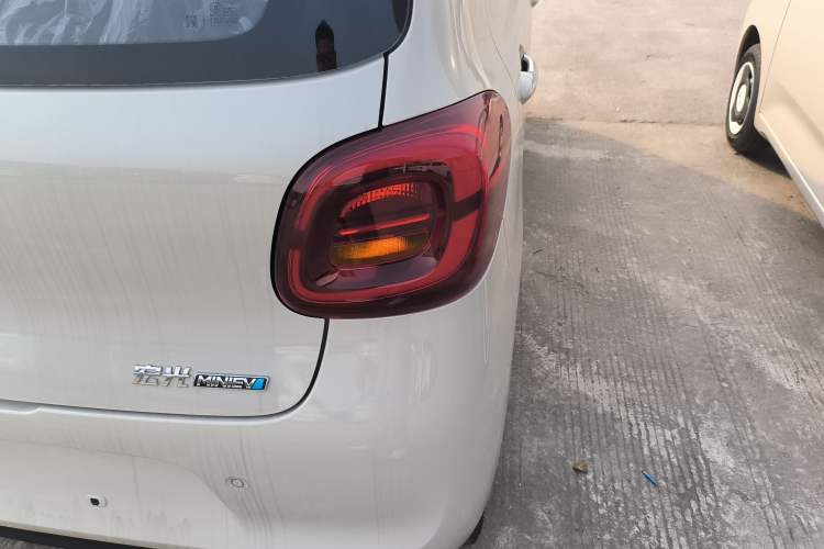 Used Wuling Hongguang MINIEV 2025 Four-Door Version Advanced Edition
