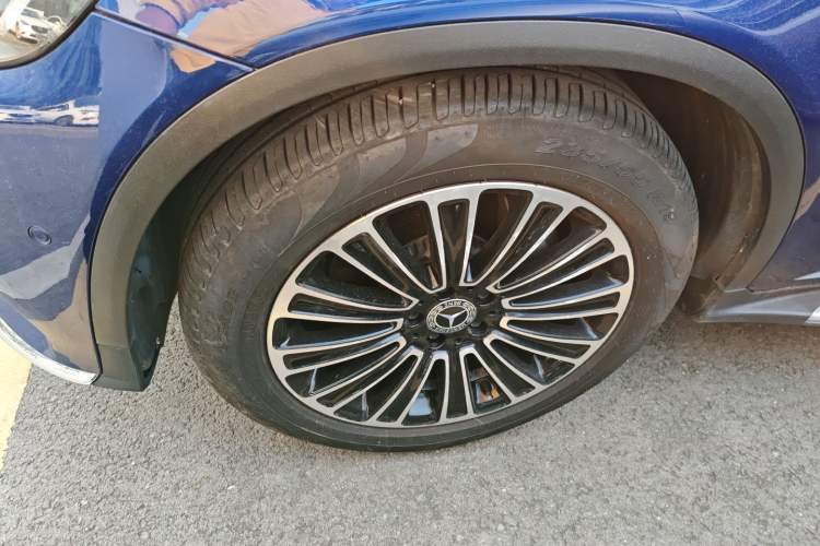 Used Mercedes-Benz GLC 2019 GLC 260 L 4MATIC Dynamic Model
