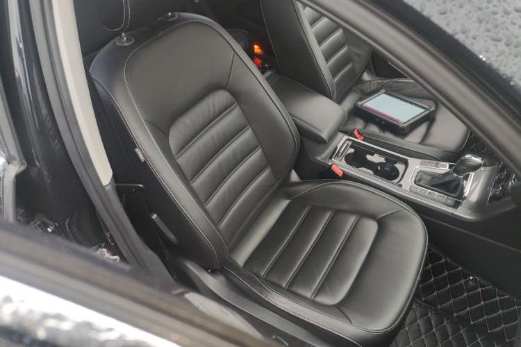 Used Volkswagen Passat 2017 330TSI DSG Luxury Edition