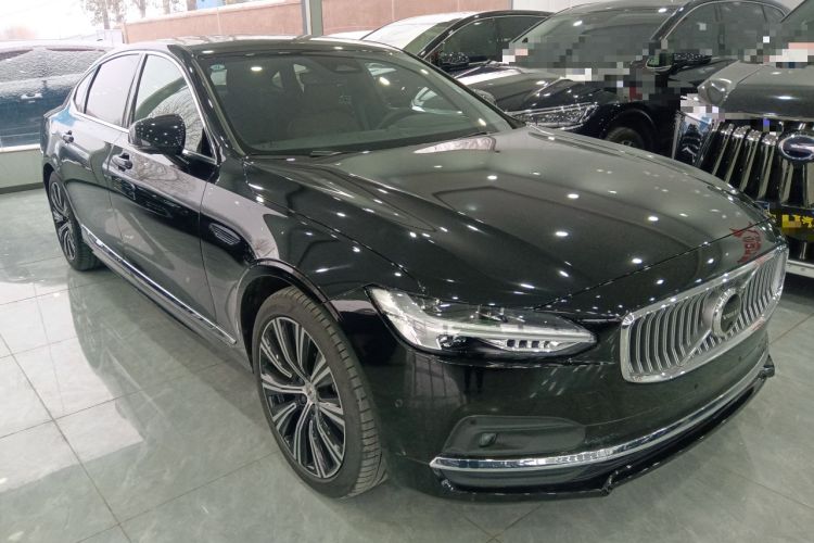 Used Volvo S90 2024 B5 Luxury Smart Edition