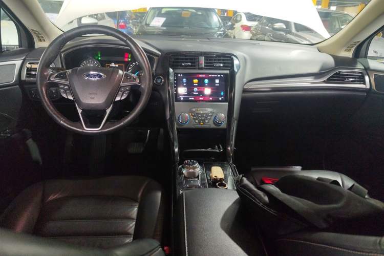 Used Ford Mondeo 2017 EcoBoost 180 Stylish Model
