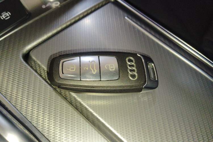 Used Audi A6L 2020 45 TFSI Prestige Elegant Edition
