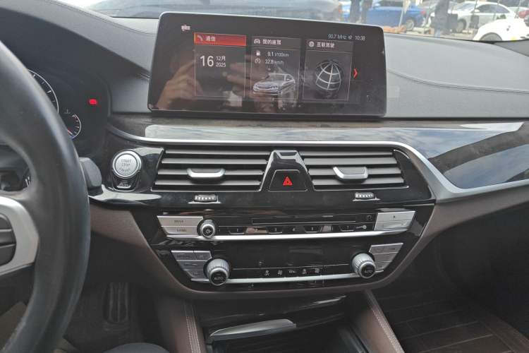 Used BMW 5 Series 2019 525Li M Sport Package