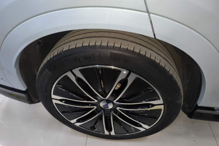 Used Denza N7 2024 630 All-Wheel Drive Intelligent Driving Max Edition
