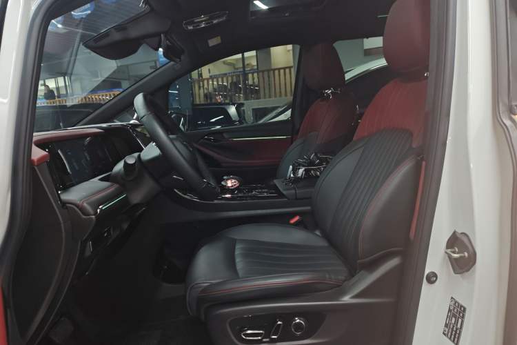 Used GAC Trumpchi M8 2023 Zongshi Series 400T Flagship Edition
