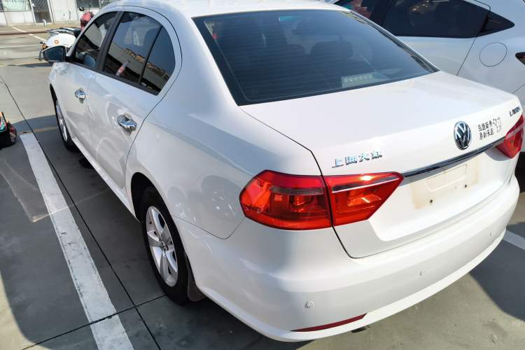 Used Volkswagen Lavida 2013 Revised Classic 1.6L Automatic Fashion Edition