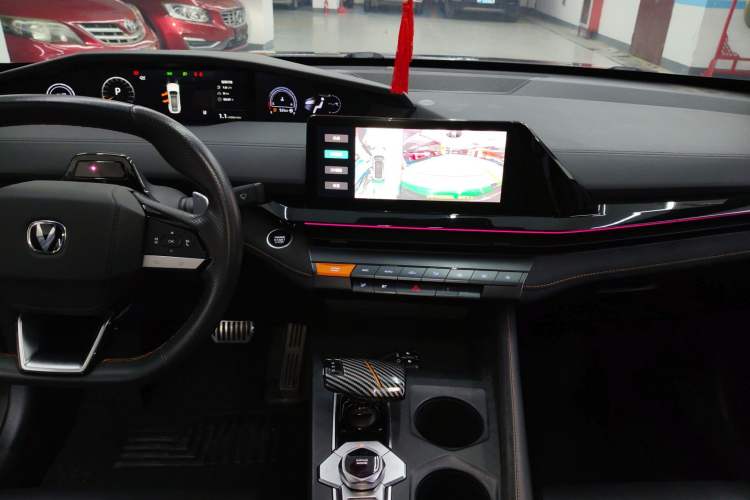 Used Changan UNI-V 2022 2.0T Leading-Speed Edition
