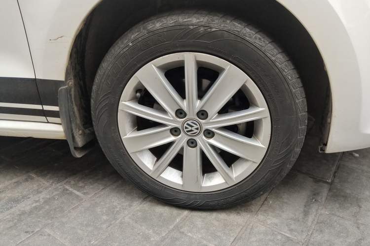 Used Volkswagen Polo 2014 1.4L Automatic Comfort Edition
