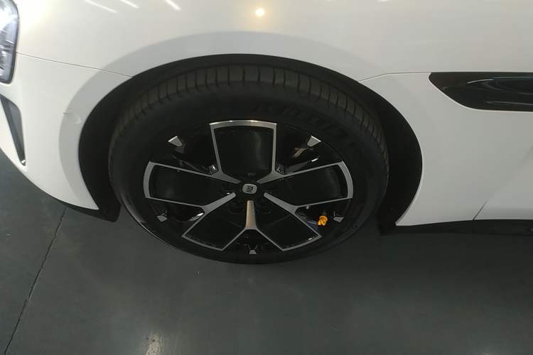 Used  SU7 2024 Rear-Drive Long-Range Intelligent Driving Version