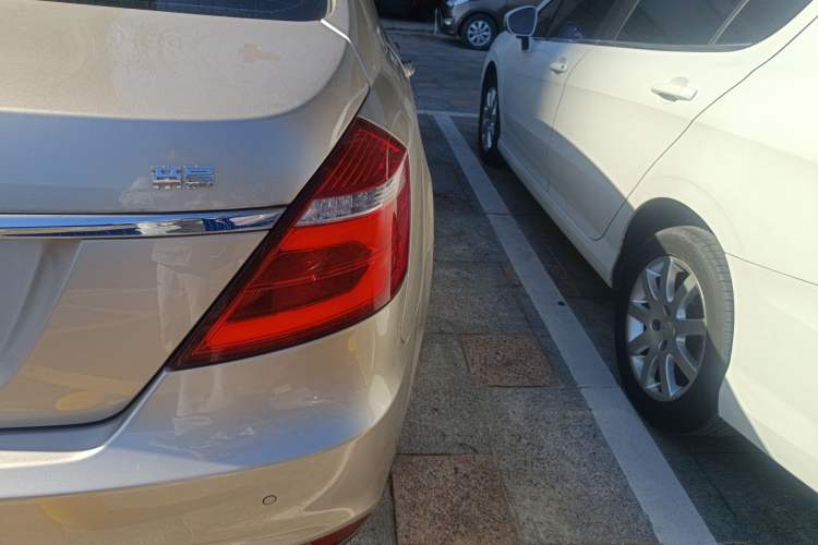 Used Geely Auto Emgrand 2017 Sedan Million Edition 1.5L CVT Luxury Model
