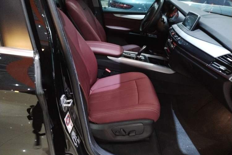 Used BMW X5 2016 xDrive35i parallel import
