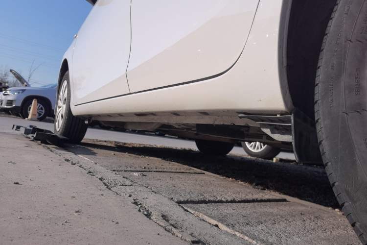 Used Toyota YARiS L 2016 Revised 1.5E CVT Charming Edition
