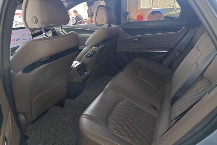 Used BYD Han 2023 DM-i Champion Edition 121KM Prestige Model
