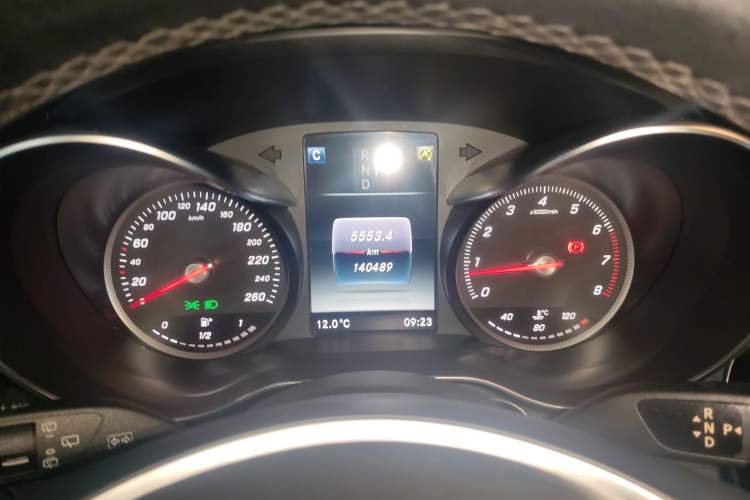 Used Mercedes-Benz GLC 2019 GLC 260 L 4MATIC Dynamic Model