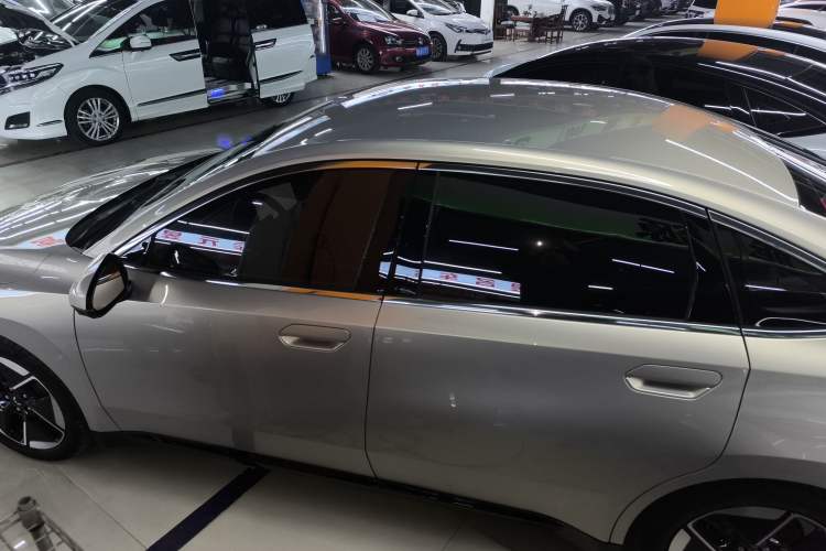 Used Wuling Xingguang 2024 Co-Creation Edition 510 Advanced Model
