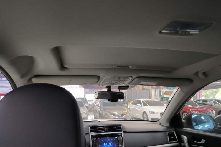 Used Haval M6 2017 1.5T Automatic Two-Wheel Drive Elite Model