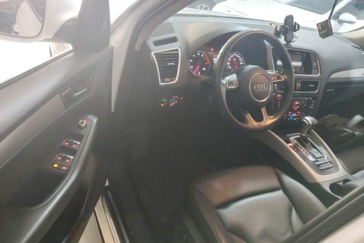 Used Audi Q5 2017 40 TFSI Ambition Edition