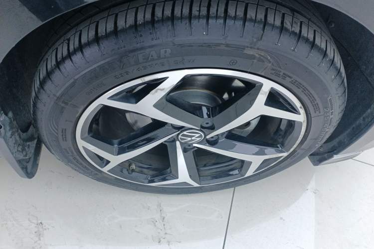 Used Volkswagen Magotan 2023 2 Million Units Commemorative Edition 330TSI DSG Luxury Version