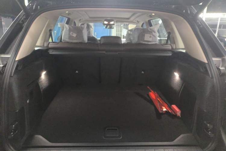 Used BMW X5 2023 xDrive 30Li Luxury M Sport Night Edition Package
