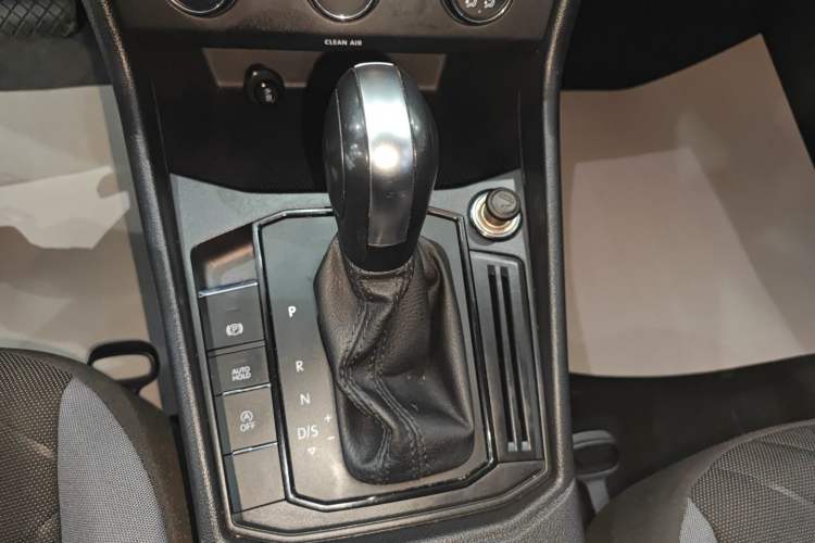 Used Volkswagen Lavida 2023 1.5L Automatic De Yi Edition