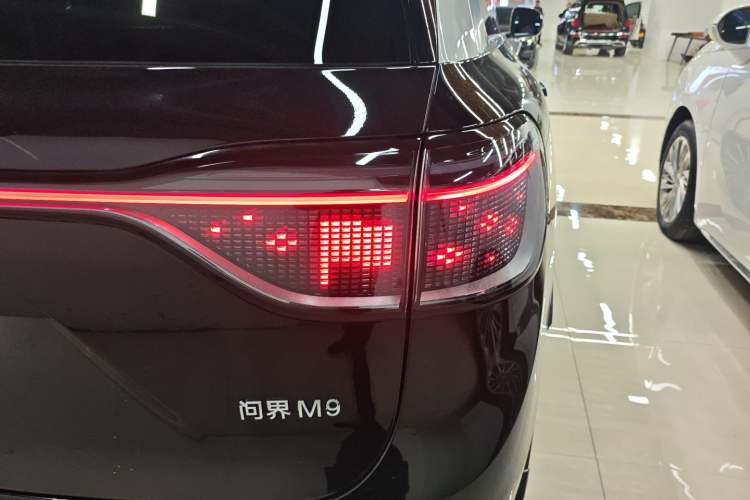 Used Hima AITO M9 2024 Range-Extended Ultra Version 42 kWh 6-Seater Model
