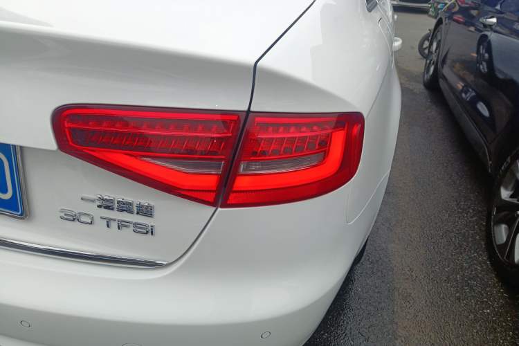 Used Audi A4L 2016 30 TFSI Collector's Edition Automatic Comfort Model