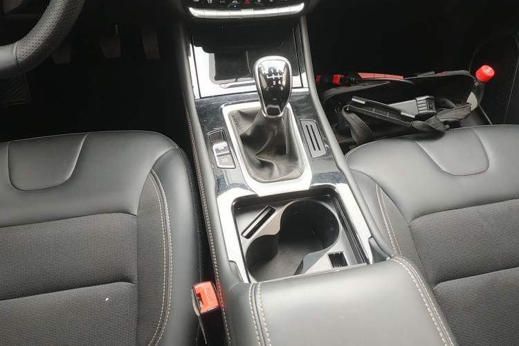 Used Oshan COSPro 2021 1.5T Manual Flagship 7-Seater
