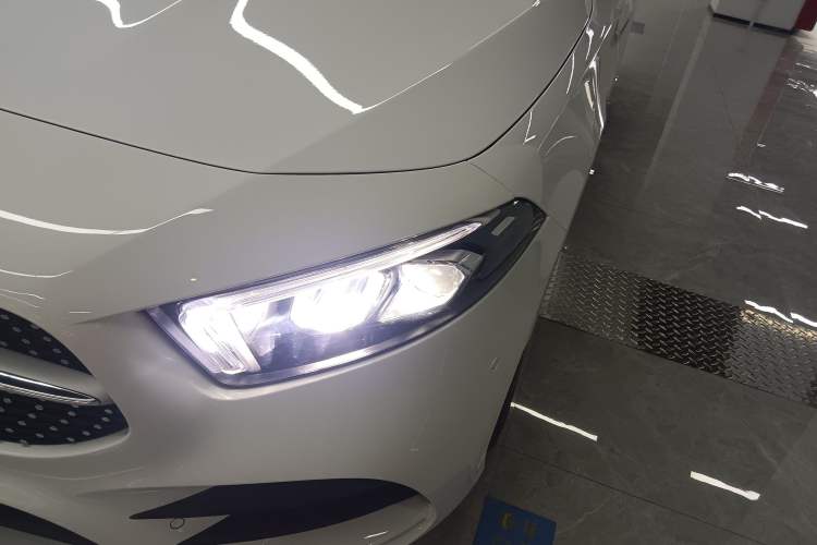 Used Mercedes-Benz A-Class 2022 Revised Version A 200 L Sport Sedan Fashionable Style