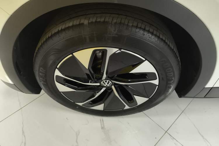 Used Volkswagen ID.4 CROZZ 2025 Pure Edition
