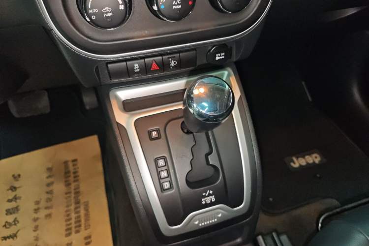 Used Jeep Compass (Import) 2013 2.4L four-wheel-drive sport version