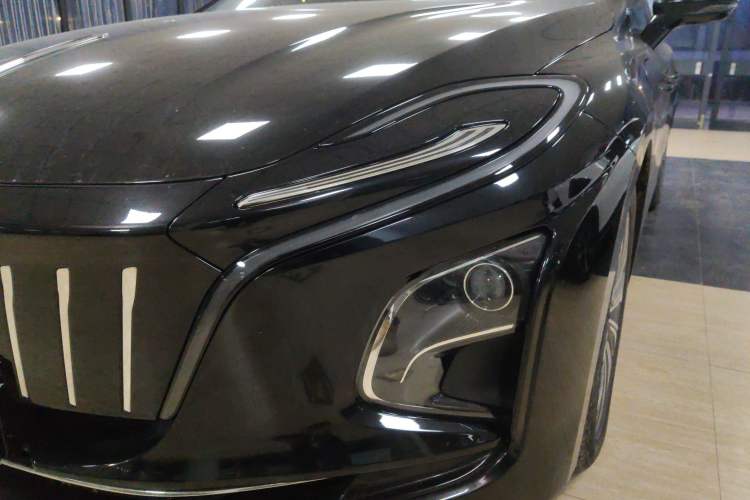 Used Hongqi E-QM5 2023 620km PLUS
