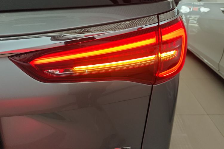 Used Buick GL8 2023 ES Lu Zun Comfort Model
