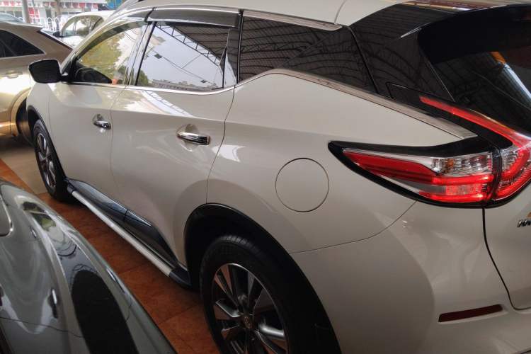 Used Nissan Murano 2017 2.5L XL Two-Wheel Drive Smart Edition