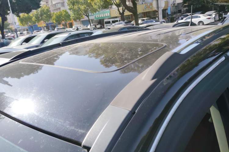 Used  Compass 2014 2.4L four-wheel drive luxury navigation version
