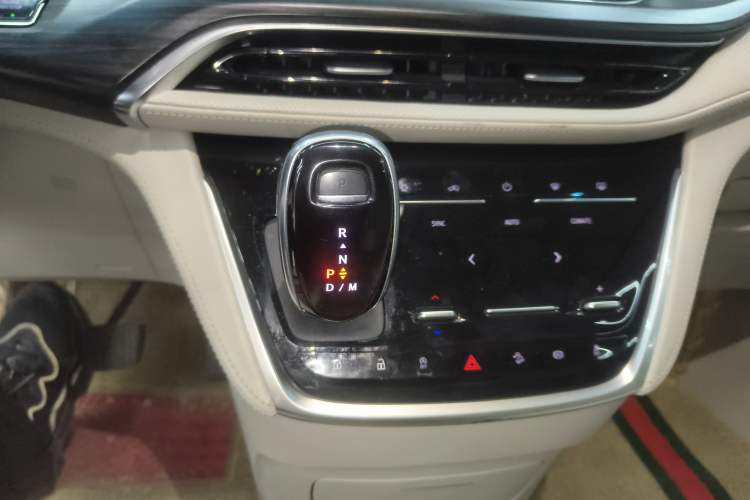 Used Buick GL8 2020 ES Land Cruiser 653T Comfort Edition
