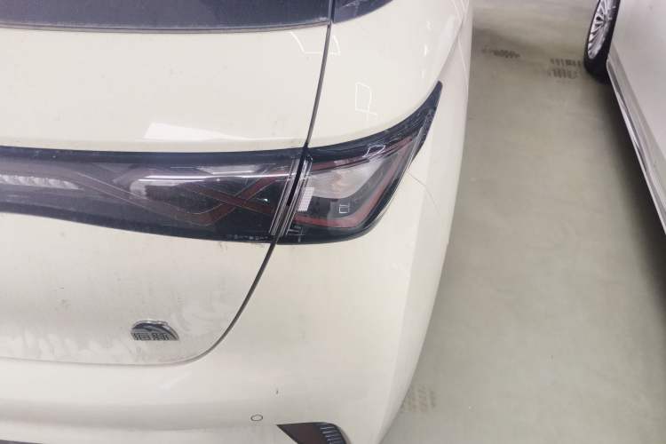 Used BYD Dolphin 2023 420 km Fashion Edition