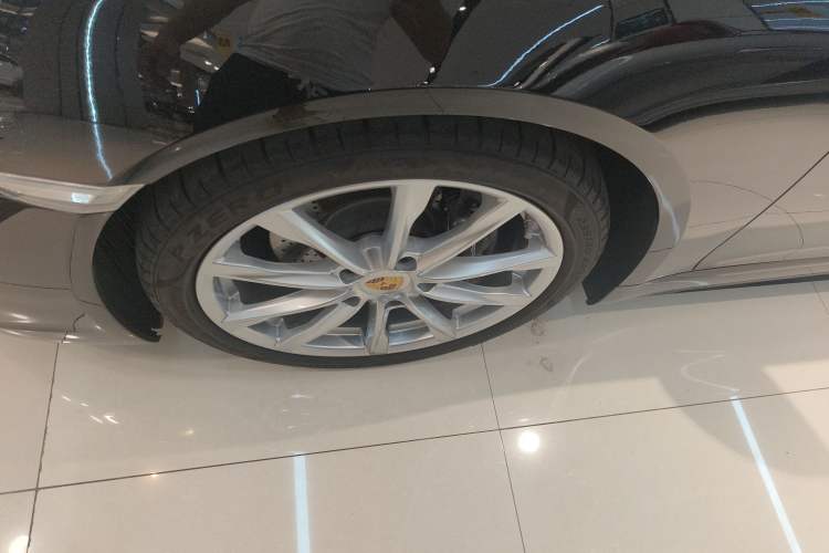 Used Porsche 718 2022 Cayman 2.0T
