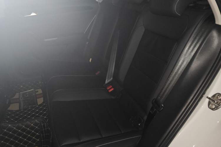 Used Volkswagen T-ROC 2022 280TSI DSG Two-Wheel Drive Comfort PLUS