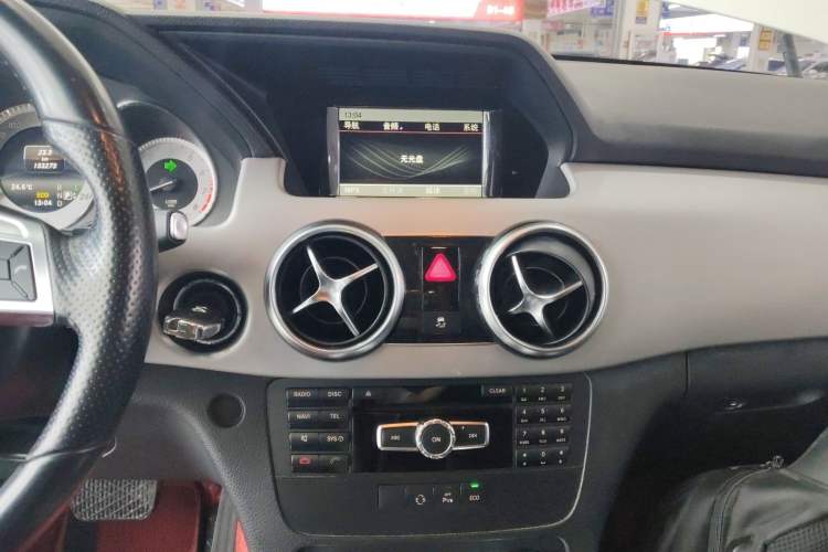 Used Mercedes-Benz GLK-Class 2015 GLK 260 4MATIC Dynamic Edition Ultimate Version