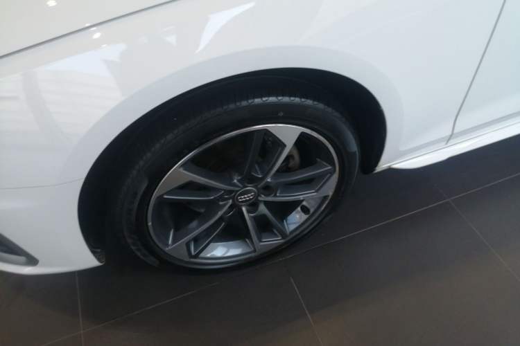 Used Audi A4L 2020 40 TFSI Fashion Dynamic Model
