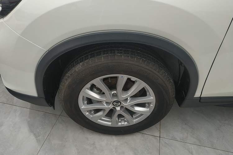 Used Nissan X-Trail 2023 Classic 2.0L Two-Wheel Drive Smart Connect Premium Edition
