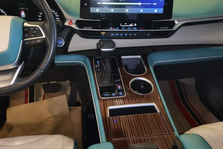 Used Toyota Sienna 2021 2.5L Hybrid Luxury Edition
