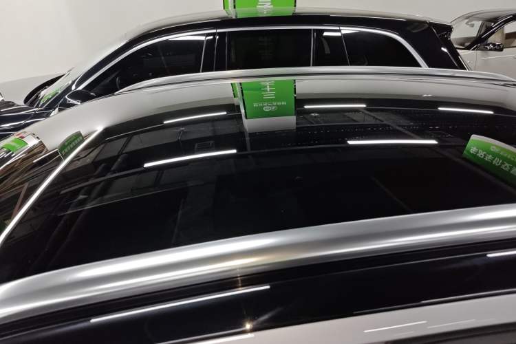 Used Volkswagen ID.4 CROZZ 2021 Long-Range Lite PRO Two-Wheel Drive Version
