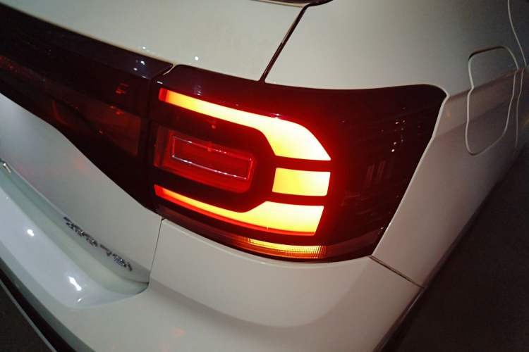 Used Volkswagen Tacqua 2021 200TSI DSG JoyConnect Edition
