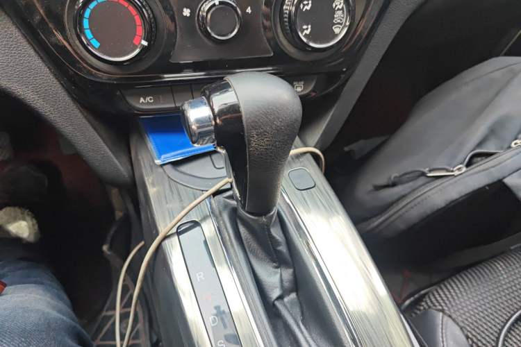 Used Honda XR-V 2015 1.8L EXi CVT Comfort Version